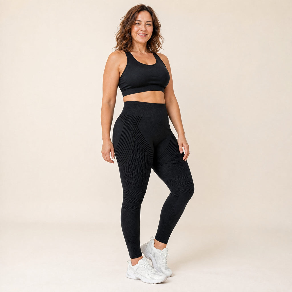 Mujer con leggings negros de talle alto