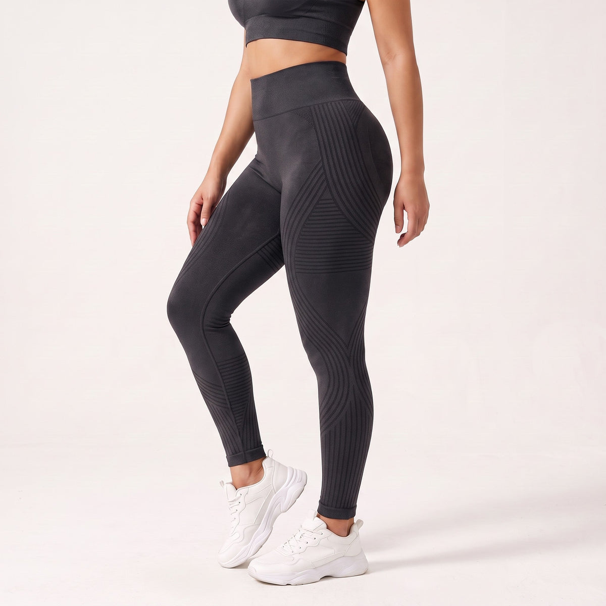 Color: Gris oscuro